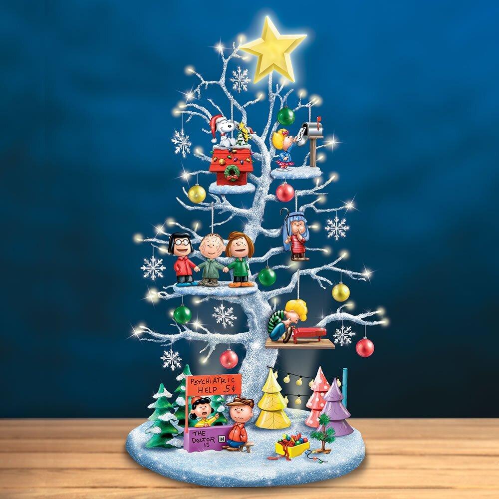 "IT'S THE GREAT PUMPKIN" ILLUMINATED HALLOWEEN TREE